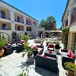 Logis Les Ii Mas - Perpignan Sud
