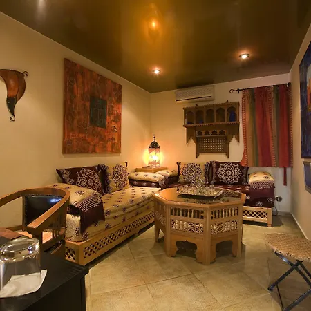 فندق Logis Les Ii Mas - Perpignan Sud 3*