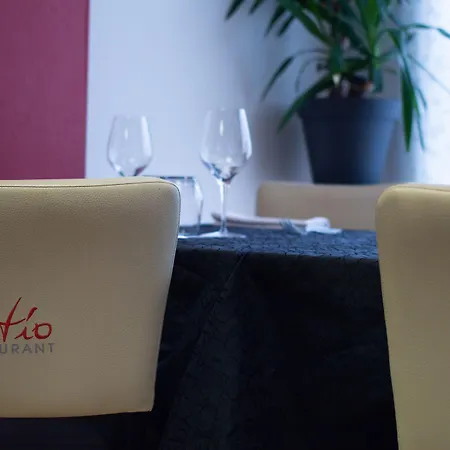 Hotel Logis Les Ii Mas - Perpignan Sud Cabestany