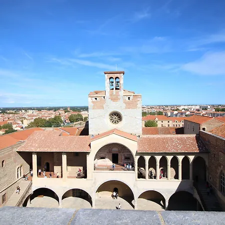 Hotel Logis Les Ii Mas - Perpignan Sud Cabestany