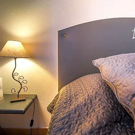 Logis Les Ii Mas - Perpignan Sud Hotel