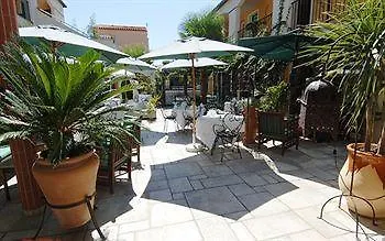 Logis Les Ii Mas - Perpignan Sud