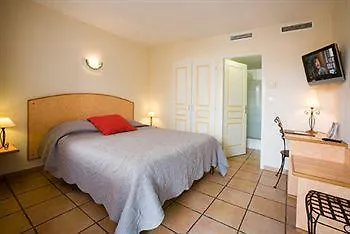 Logis Les Ii Mas - Perpignan Sud 酒店 卡贝斯塔尼