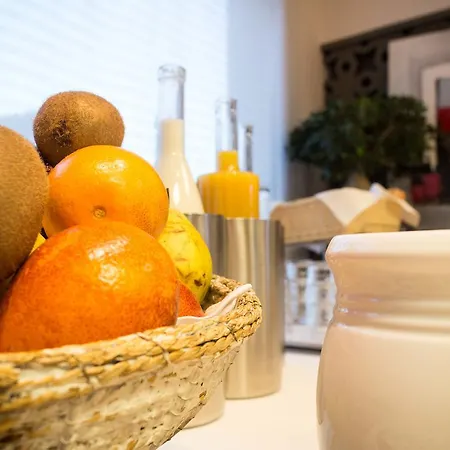 Logis Les Ii Mas - Perpignan Sud Hotel