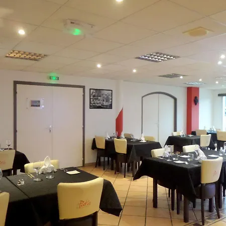 Logis Les Ii Mas - Perpignan Sud Hotel