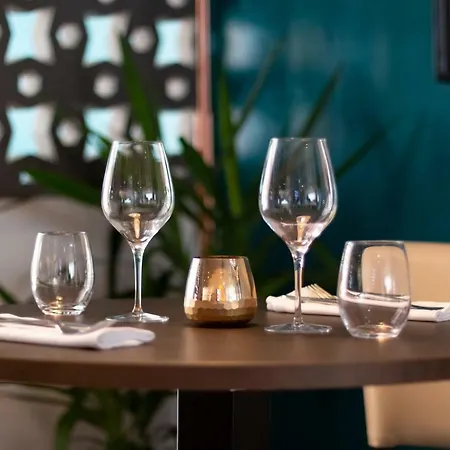 Logis Les Ii Mas - Perpignan Sud Hotel Cabestany